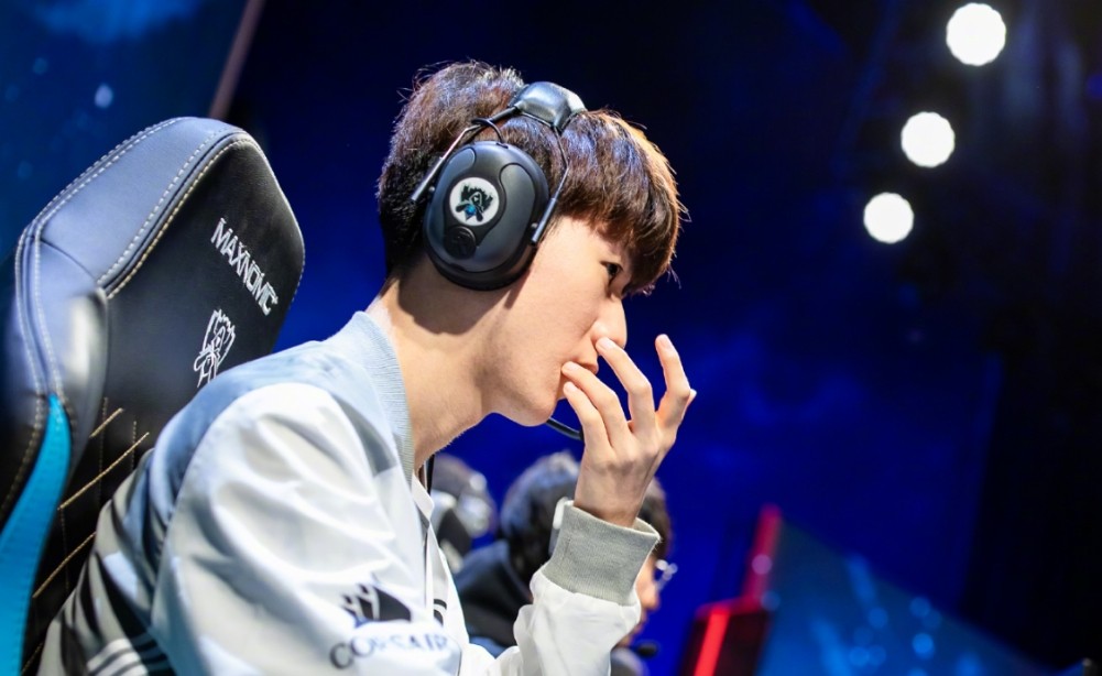 NG SPORTS-关于TheShy连续十五场比赛得分超过问鼎冠军，曼联挑战极限！的信息